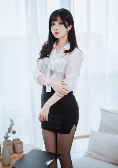 《出包王女》