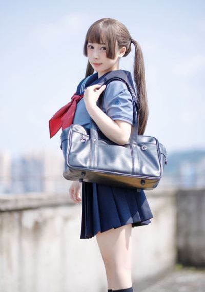 免费极品粉嫩学生国产在线05